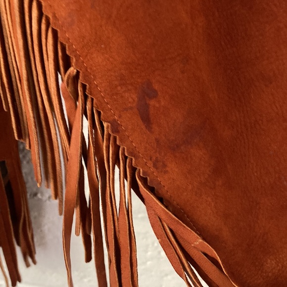 Vintage Caramel Suede Leather Fringe Western Jacket with Snap Closure - Picture 8 of 13